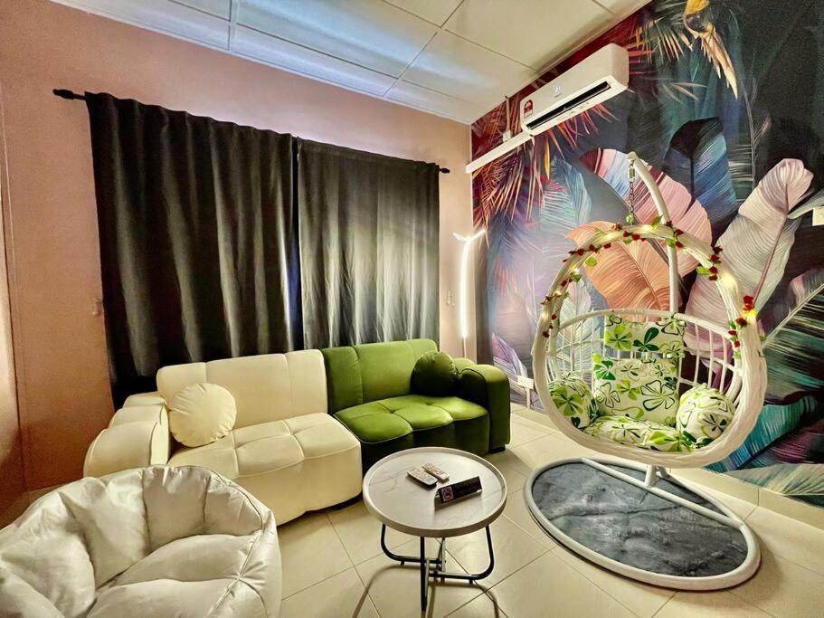 Cozy Holiday Home Karaoke Bbq Bukit Indah Jb Johor Bahru Dış mekan fotoğraf